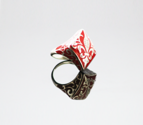 red lily ring